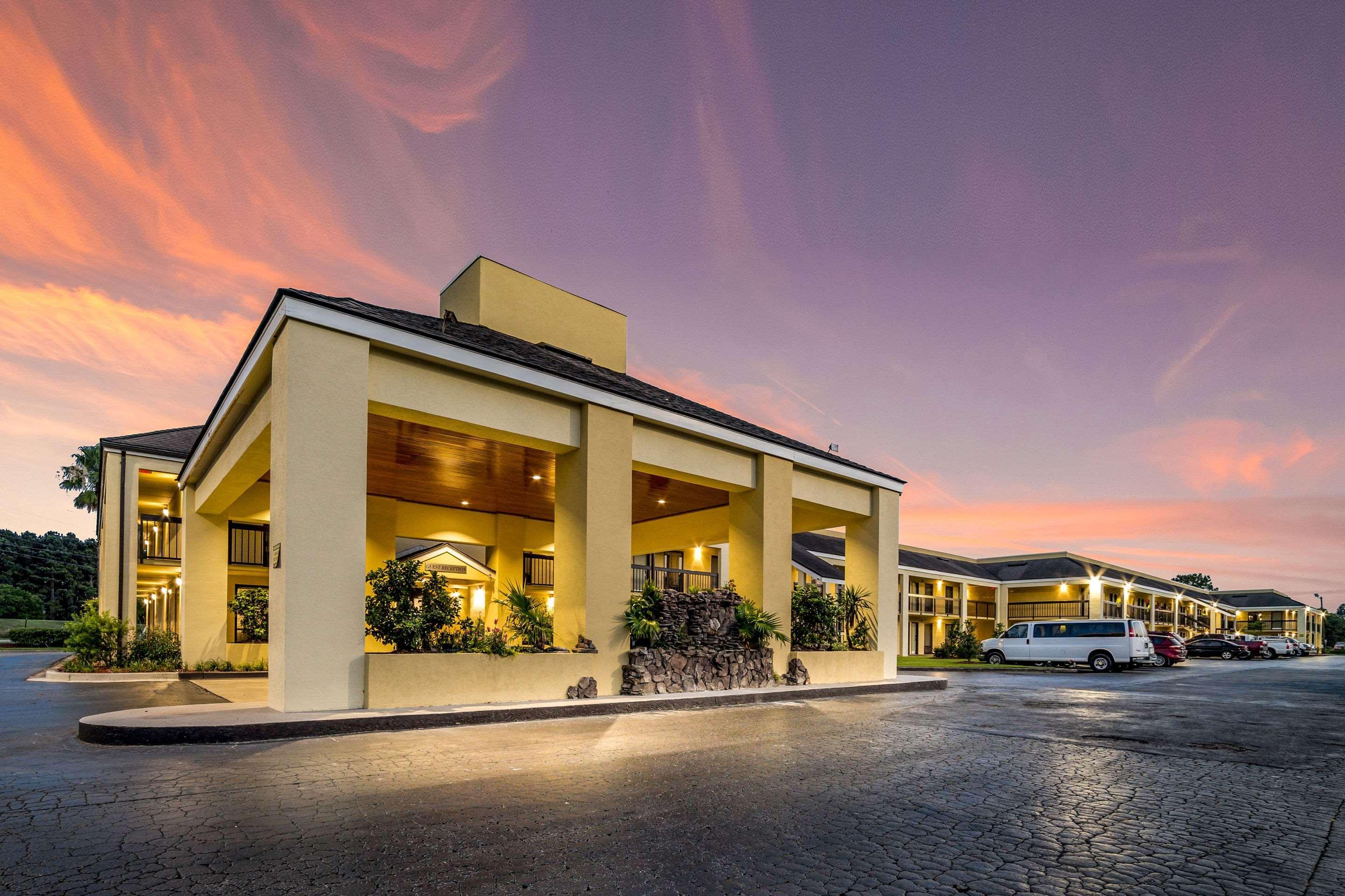 Quality Inn Coliseum North Charleston Exteriör bild