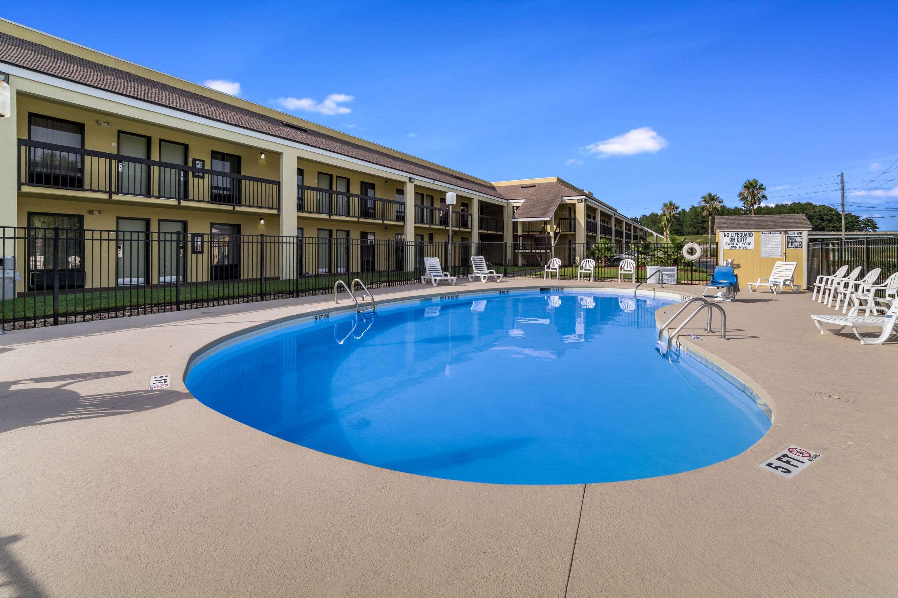Quality Inn Coliseum North Charleston Exteriör bild