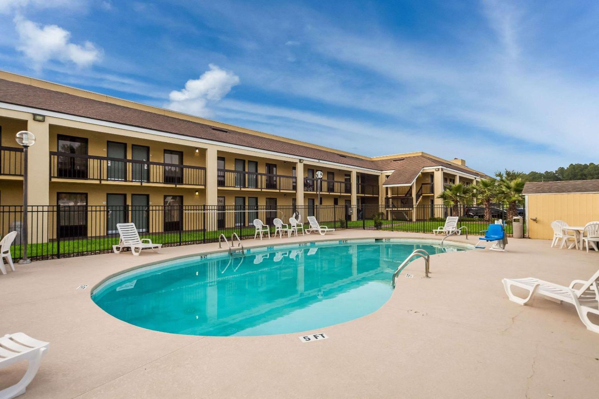 Quality Inn Coliseum North Charleston Exteriör bild